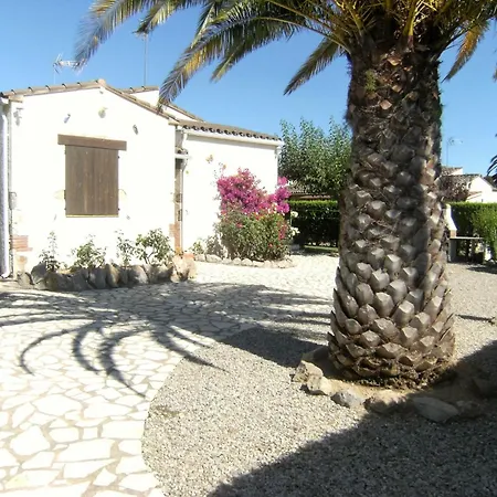 Les Palmeres 28 Holiday home *