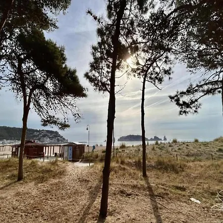 Holiday home Les Palmeres 28 *